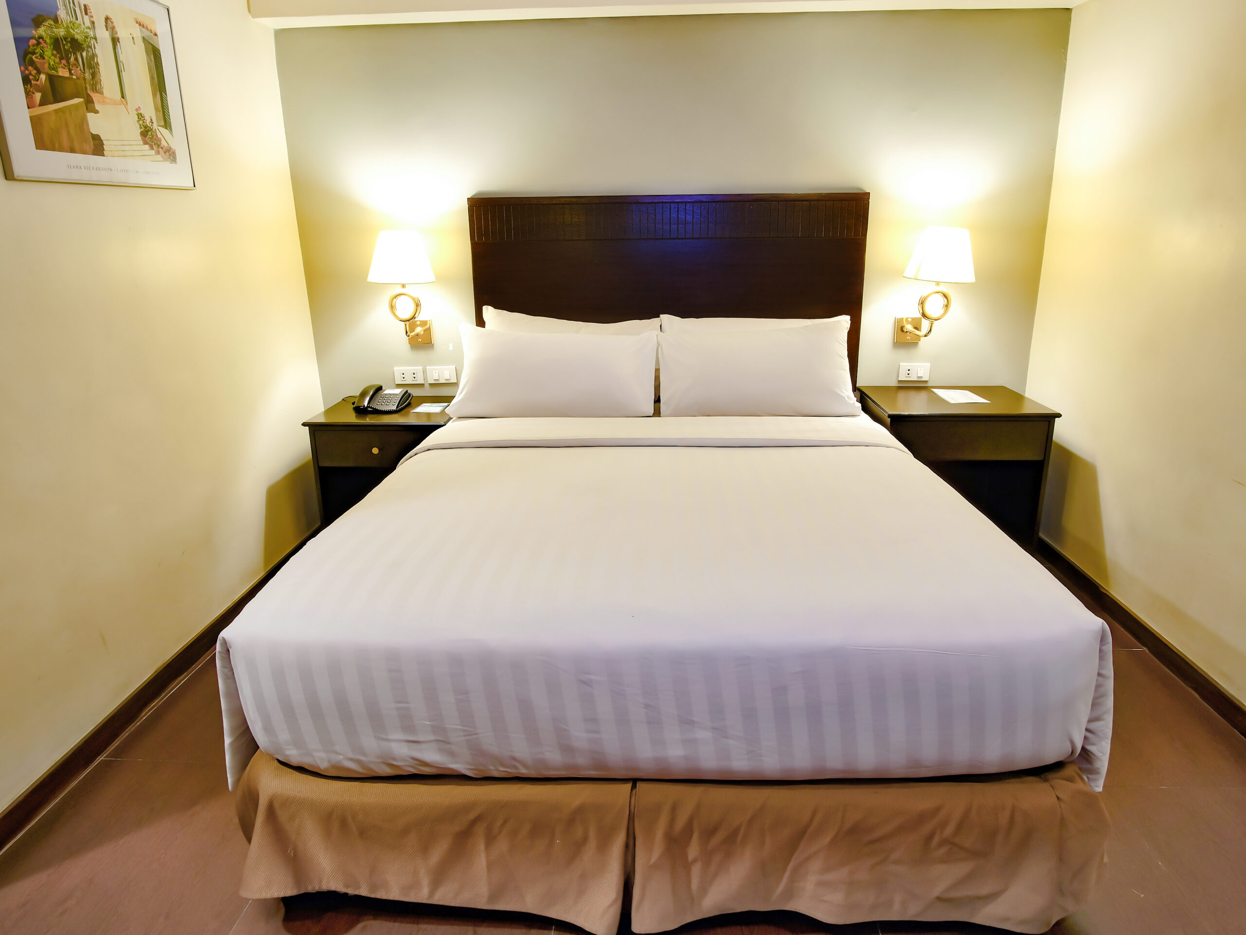 Kalayaan: Deluxe Family